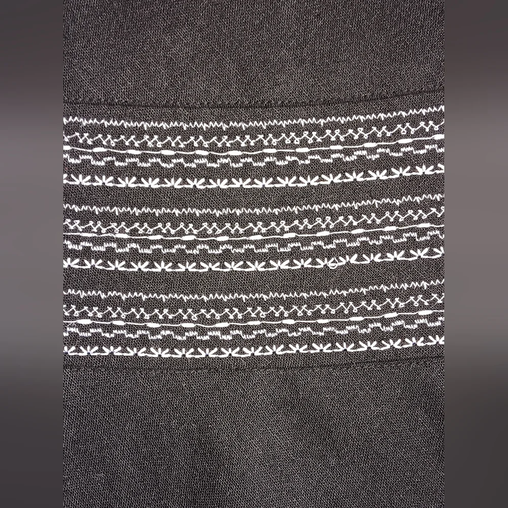 #41 Black Embroidered Skirt ! - Picture 3 of 5